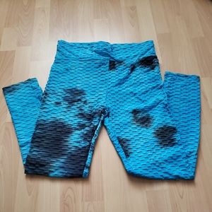 AQ Sports size Small blue leggings